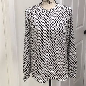 🆕 JOE FRESH Black & White Printed Top Crew Neck Button Down Long Sleeves